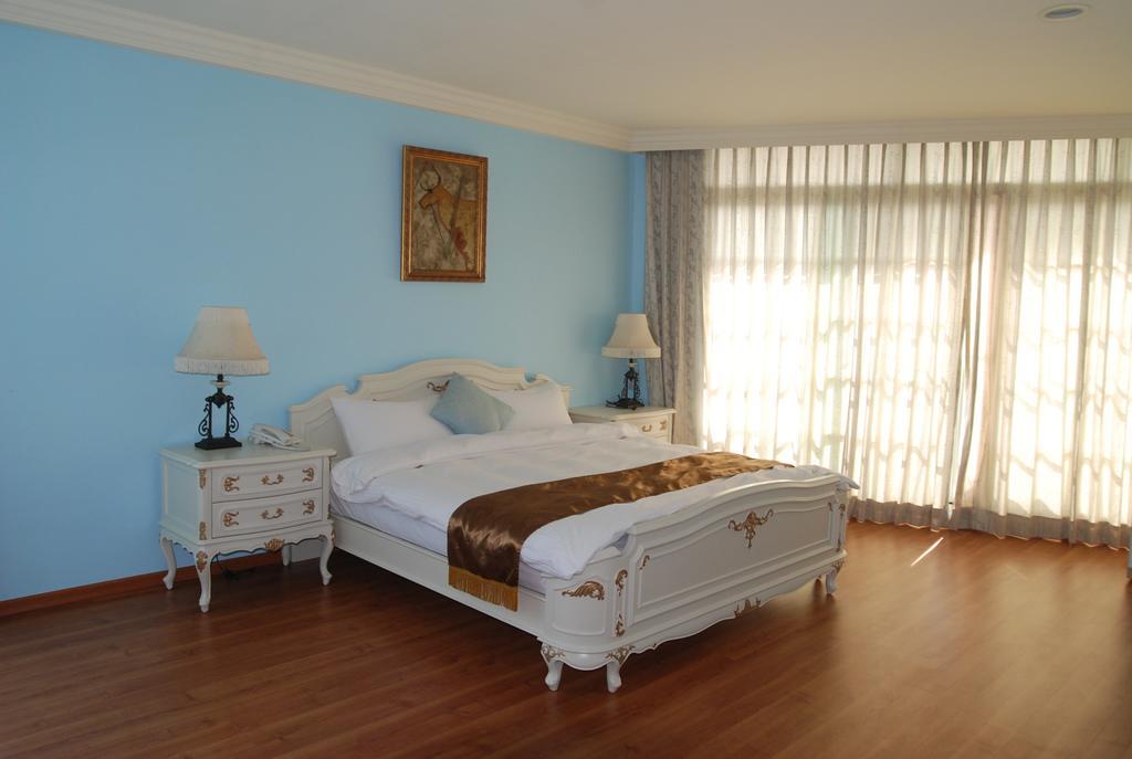Lk Breakfast And Beds Bed and Breakfast Lukang Εξωτερικό φωτογραφία