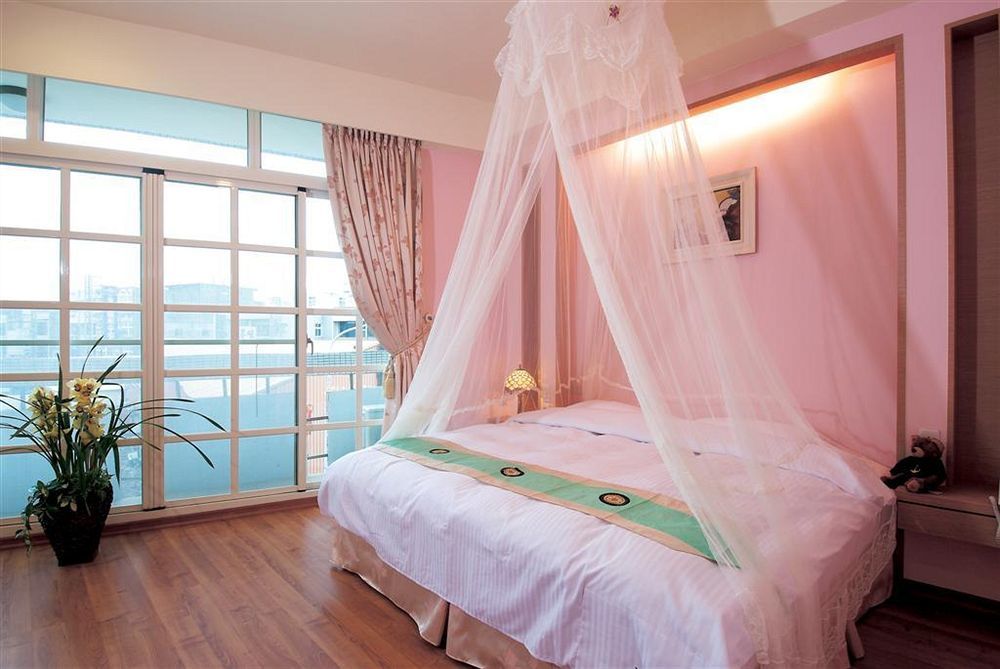 Lk Breakfast And Beds Bed and Breakfast Lukang Εξωτερικό φωτογραφία